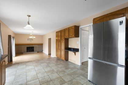 photo-21 at (UPPER UNIT) - 1029 Windward Windward, Harbour Place, Coquitlam