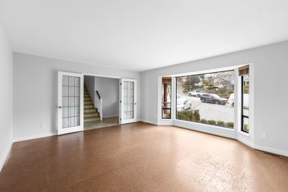 photo-8 at (UPPER UNIT) - 1029 Windward Windward, Harbour Place, Coquitlam