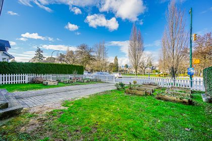 k-5 at 18 West 16th Avenue, Mount Pleasant VW, Vancouver West