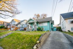 j-3 at 368 West 13th Avenue, Mount Pleasant VW, Vancouver West