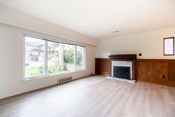 b-2 at 449 West Windsor Road, Upper Lonsdale, North Vancouver