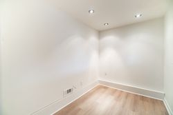 e-11 at 449 West Windsor Road, Upper Lonsdale, North Vancouver