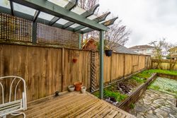 i-2 at 449 West Windsor Road, Upper Lonsdale, North Vancouver