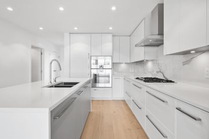a-7 at 403 - 2485 Larch Street, Kitsilano, Vancouver West