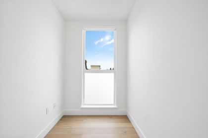 f-4 at 403 - 2485 Larch Street, Kitsilano, Vancouver West