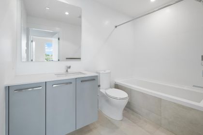 f at 403 - 2485 Larch Street, Kitsilano, Vancouver West