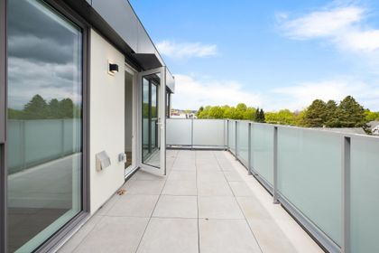 h-4 at 403 - 2485 Larch Street, Kitsilano, Vancouver West