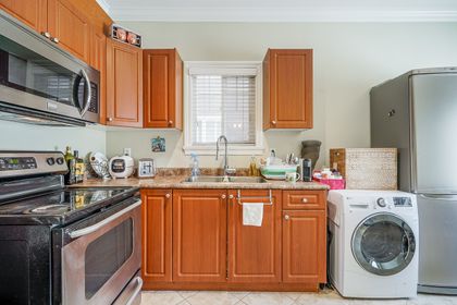 278-e-33rd-avenue-vancouver-8 at 278 East 33rd Avenue, Main, Vancouver East