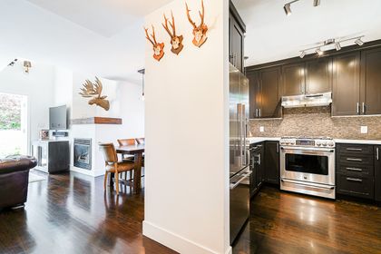 c-2 at 2585 West 8th Avenue, Kitsilano, Vancouver West