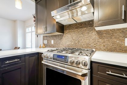 c-5 at 2585 West 8th Avenue, Kitsilano, Vancouver West