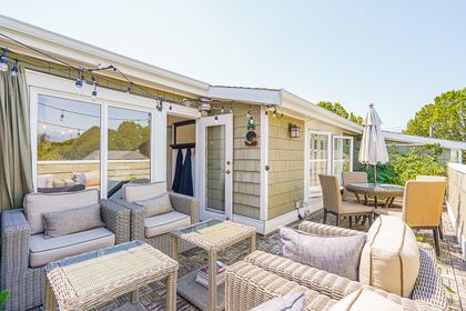 i-4 at 2585 West 8th Avenue, Kitsilano, Vancouver West