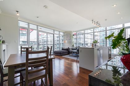 b-1 at 809 - 199 Victory  Way, Lower Lonsdale, North Vancouver