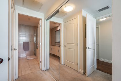 h-1 at 809 - 199 Victory  Way, Lower Lonsdale, North Vancouver