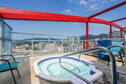 l-3 at 809 - 199 Victory  Way, Lower Lonsdale, North Vancouver