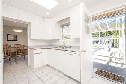 262205588-5 at 854 16th Street East, Boulevard, North Vancouver