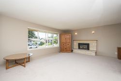 262205588-1 at 854 16th Street East, Boulevard, North Vancouver