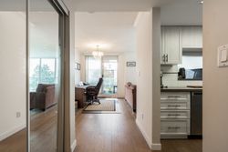 h-1 at 502 - 567 Lonsdale Avenue, Lower Lonsdale, North Vancouver