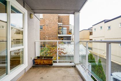 f-1 at 202 - 1333 West 7th Avenue, Fairview VW, Vancouver West