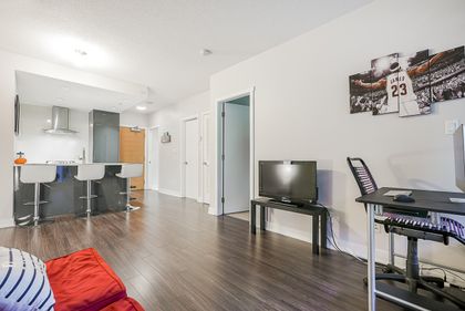 b-1 at 325 - 1777 West 7th Avenue, Kitsilano, Vancouver West