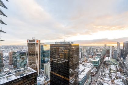 r-1 at 4101 - 667 Howe Street, Downtown VW, Vancouver West