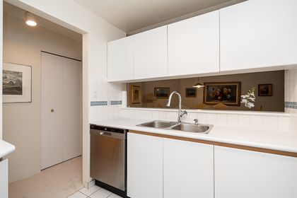 unit-202-1415-west-georgia-street-vancouver-15 at 202 - 1415 West Georgia Street, Coal Harbour, Vancouver West