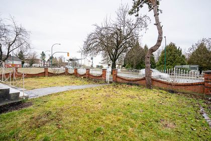 j-2 at 6192 Rupert Street, Killarney VE, Vancouver East