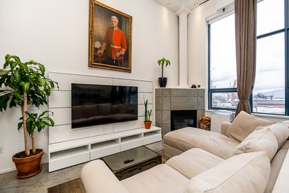 b-4 at 402 - 2001 Wall Street, Grandview VE, Vancouver East
