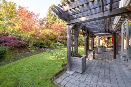 i-3 at 1323 The Cres Street