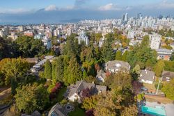 j-3 at 1323 The Cres Street