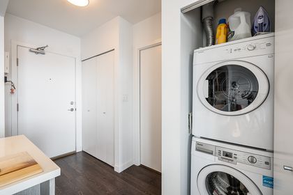 j at 1110 - 933 East Has Street, Downtown VE, Vancouver East