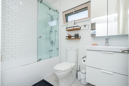 i at 3035 West 38t Avenue, Kerrisdale, Vancouver West