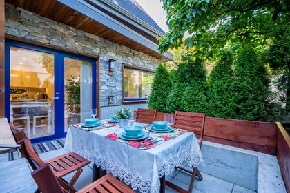 k-2 at 3035 West 38t Avenue, Kerrisdale, Vancouver West