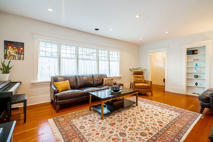 b-1 at 368 W 13th Avenue, Mount Pleasant VW, Vancouver West