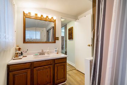 f-2 at 368 W 13th Avenue, Mount Pleasant VW, Vancouver West