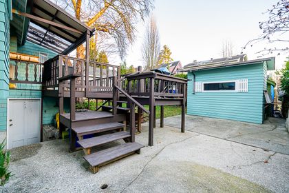 j-7 at 368 W 13th Avenue, Mount Pleasant VW, Vancouver West