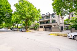 f-4 at 213 - 3760 West 6th, Point Grey, Vancouver West