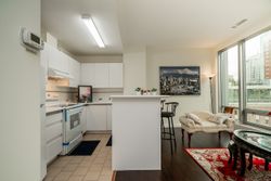 d-5 at 409 - 989 Nelson, Downtown VW, Vancouver West