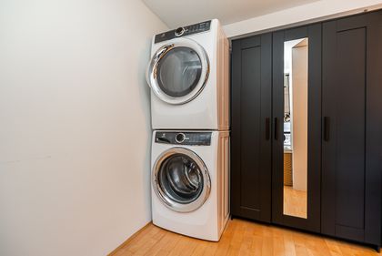 k at 402st - 2001 Wall Street, Hastings East, Vancouver East