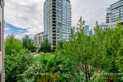 unit-511-1288-marinaside-crescent-vancouver-26 at 511 - 1288 Marinaside Crescent, Yaletown, Vancouver West