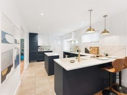 u1 at Upper - 1131 Wellington Drive, Lynn Valley, North Vancouver