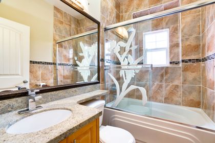 dzs5ojza at 278 E 33rd Avenue, Main, Vancouver East