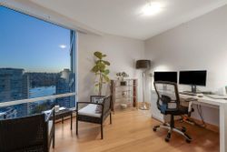 262852724-17 at 2505 - 1201 Marinaside Crescent, Yaletown, Vancouver West