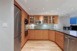 262852724-9 at 2505 - 1201 Marinaside Crescent, Yaletown, Vancouver West