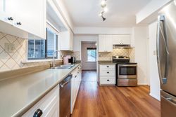 261-osborne-road-east-north-vancouver-10 at 261 E Osborne, Upper Lonsdale, North Vancouver