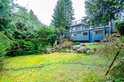 261-osborne-road-east-north-vancouver-39 at 261 E Osborne, Upper Lonsdale, North Vancouver