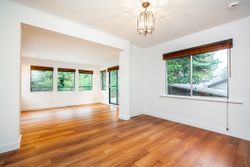 261-osborne-road-east-north-vancouver-6 at 261 E Osborne, Upper Lonsdale, North Vancouver