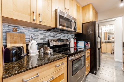 unit-404-1850-comox-street-vancouver-20 at 404 - 1850 Comox, West End VW, Vancouver West