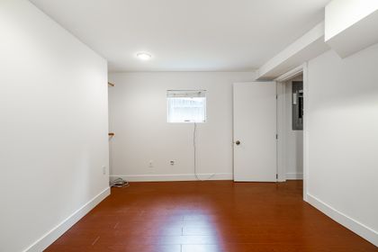 261-osborne-road-e-north-vancouver-9 at 261 E Osborne, Upper Lonsdale, North Vancouver