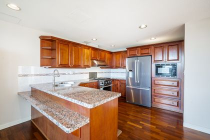 20240422-seva-roberts-unit-702-1233-beach-avenue-vancouver-15 at 702 - 1233 Beach Avenue, West End VW, Vancouver West