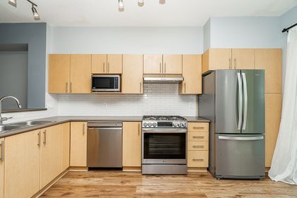 unit-105-15152-62a-avenue-surrey-10 at 105 - 15152 62a, South Surrey White Rock